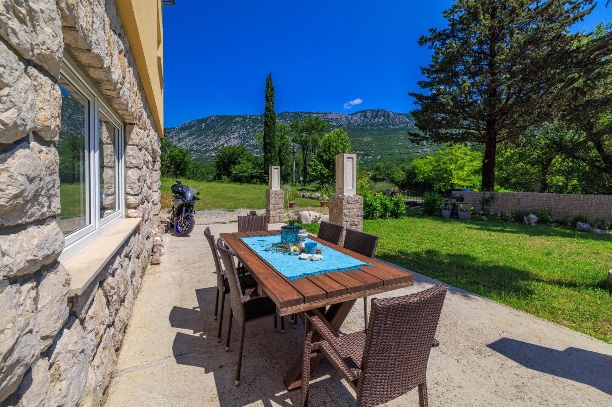 Emaris Apartman Tribalj  Kültér fotó